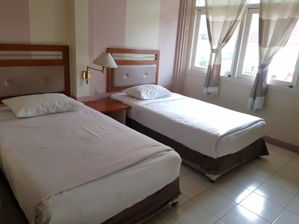 Casa Holiday Hotel Sha Phitsanulok Buitenkant foto